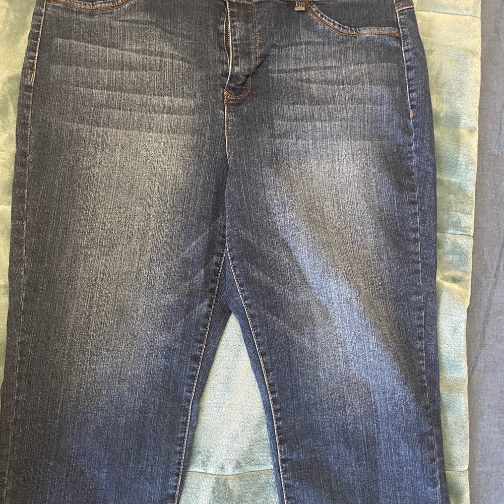 d. jeans Blue Ankle Cropped Denim with Vintage Appeal